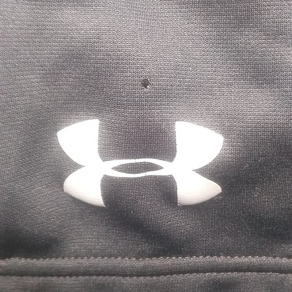 Men's large black Under Armour hoodie with Storm Technology. - Picture 7 of 10